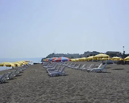Turkuaz Akçakoca